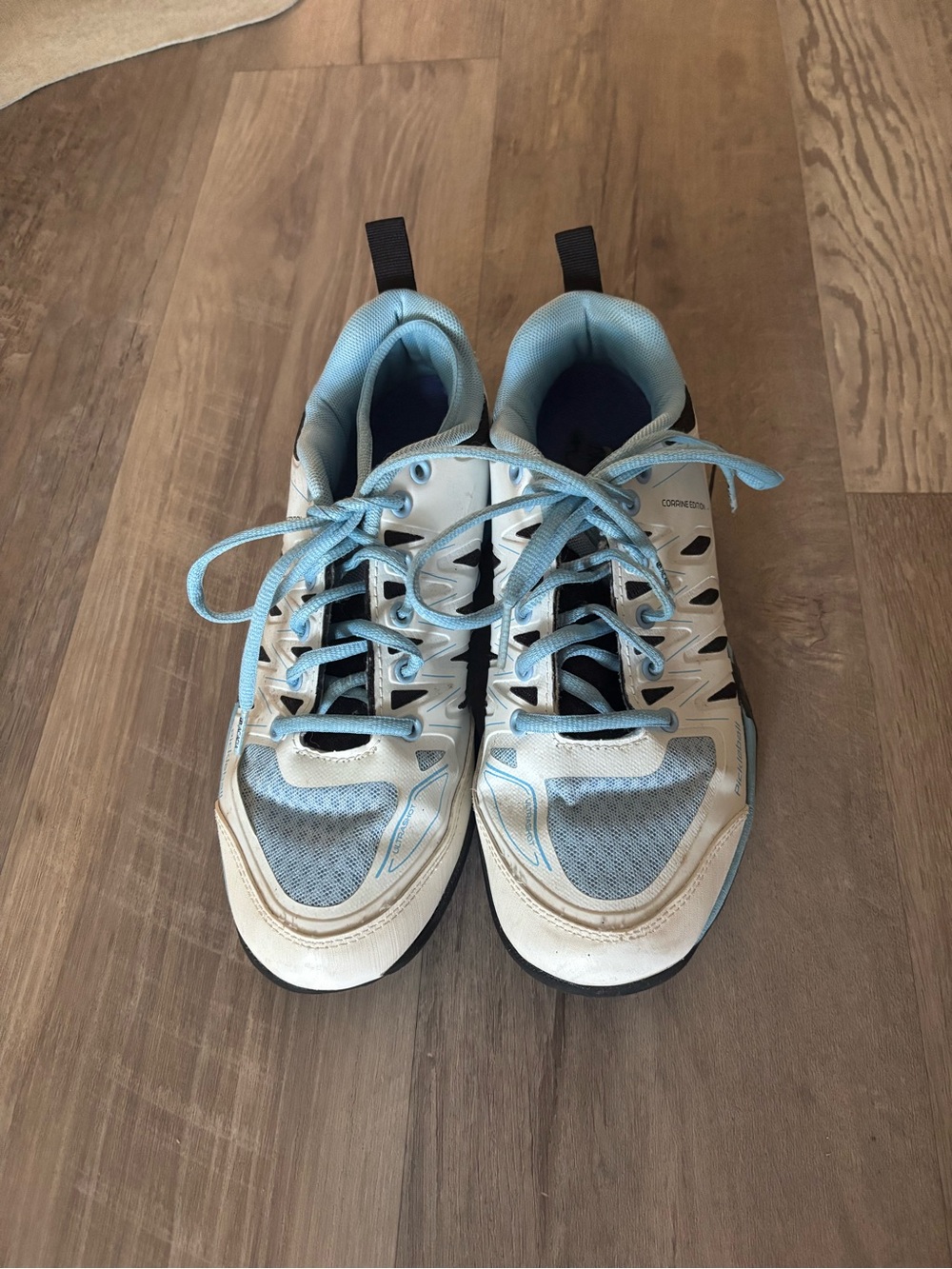 acacia Pickleball Athletic Shoes - Light Blue and White